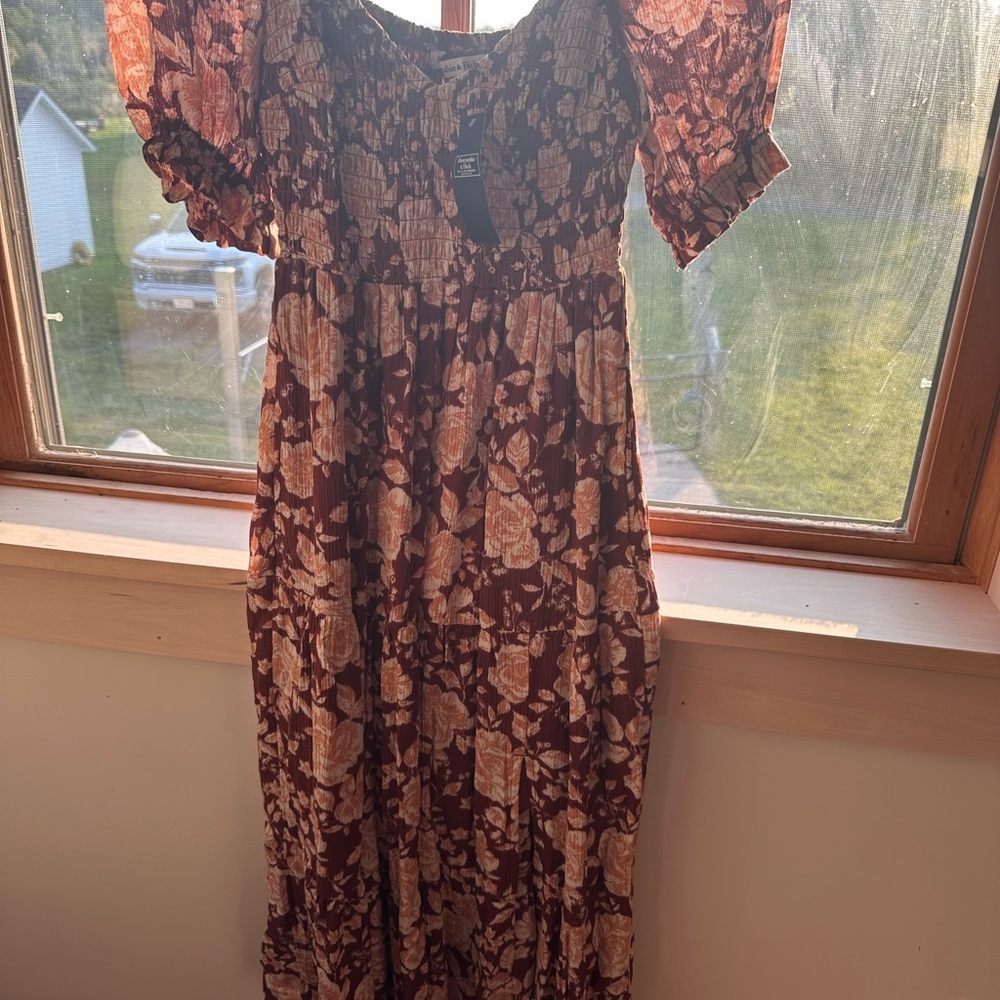 Abercrombie & Fitch Fall Midi Dress, with Slit, Puff Sleeves